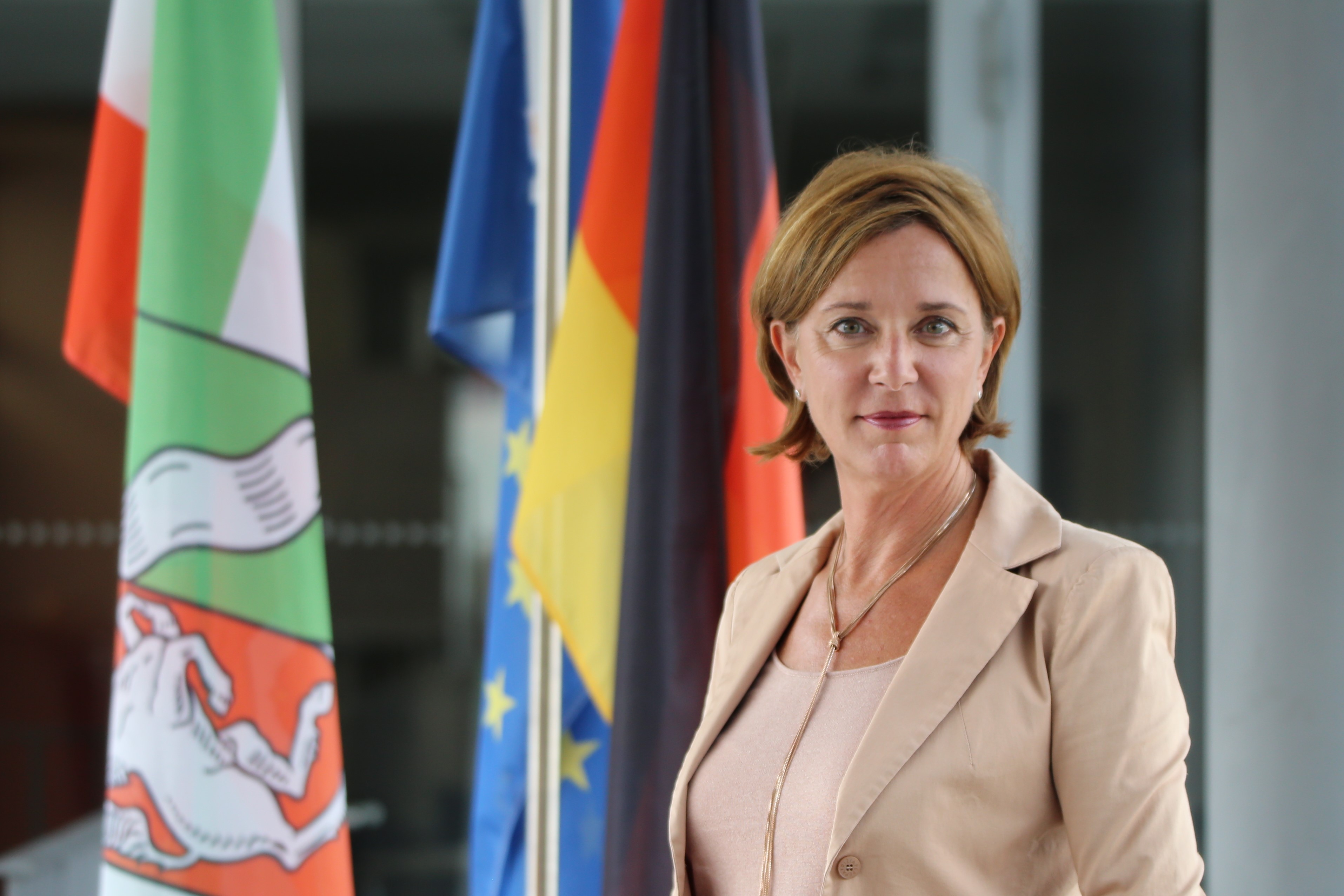 Schul- und Bildungsministerin Yvonne Gebauer(© Susanne Klömpges)